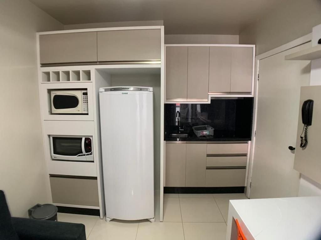 Maravilhoso Apto Com Vista Mar E Piscina-Hb03F Florianópolis Esterno foto